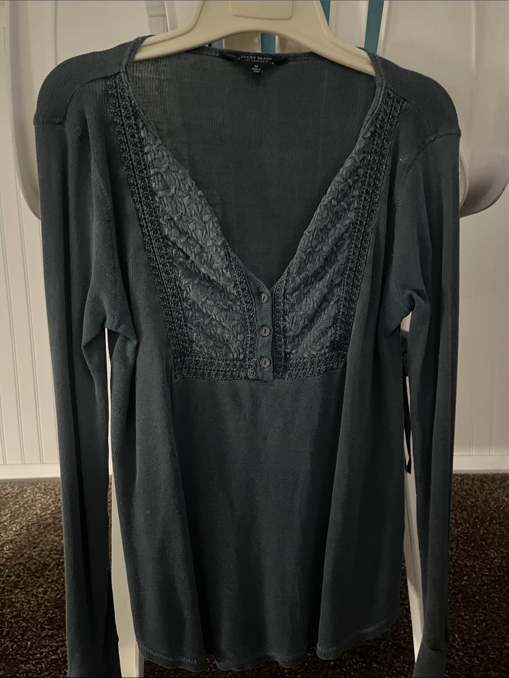 Lucky Brand Gray Long Sleeve V-Neck Lace-Trim Top